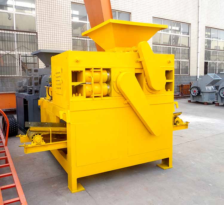 Mineral powder briquetting machine