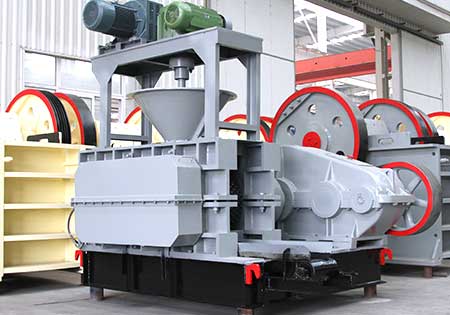 Strong pressure ball machine