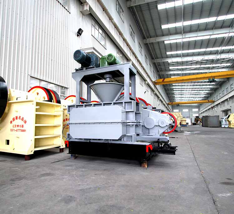 Lime briquetting machine
